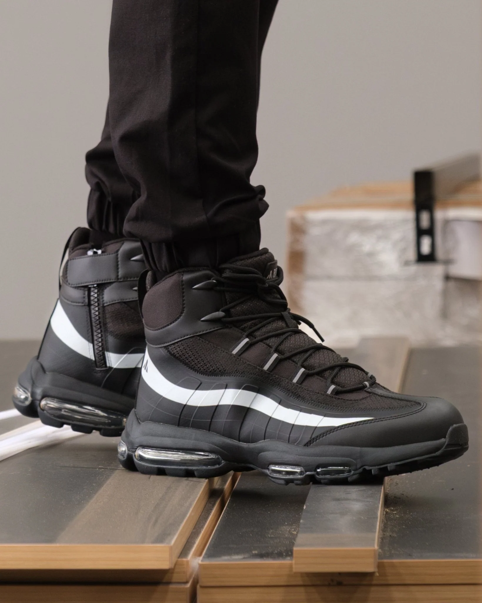 BAD FLASH™ ZIP SIDE SAFETY WORK BOOTS - Image 8