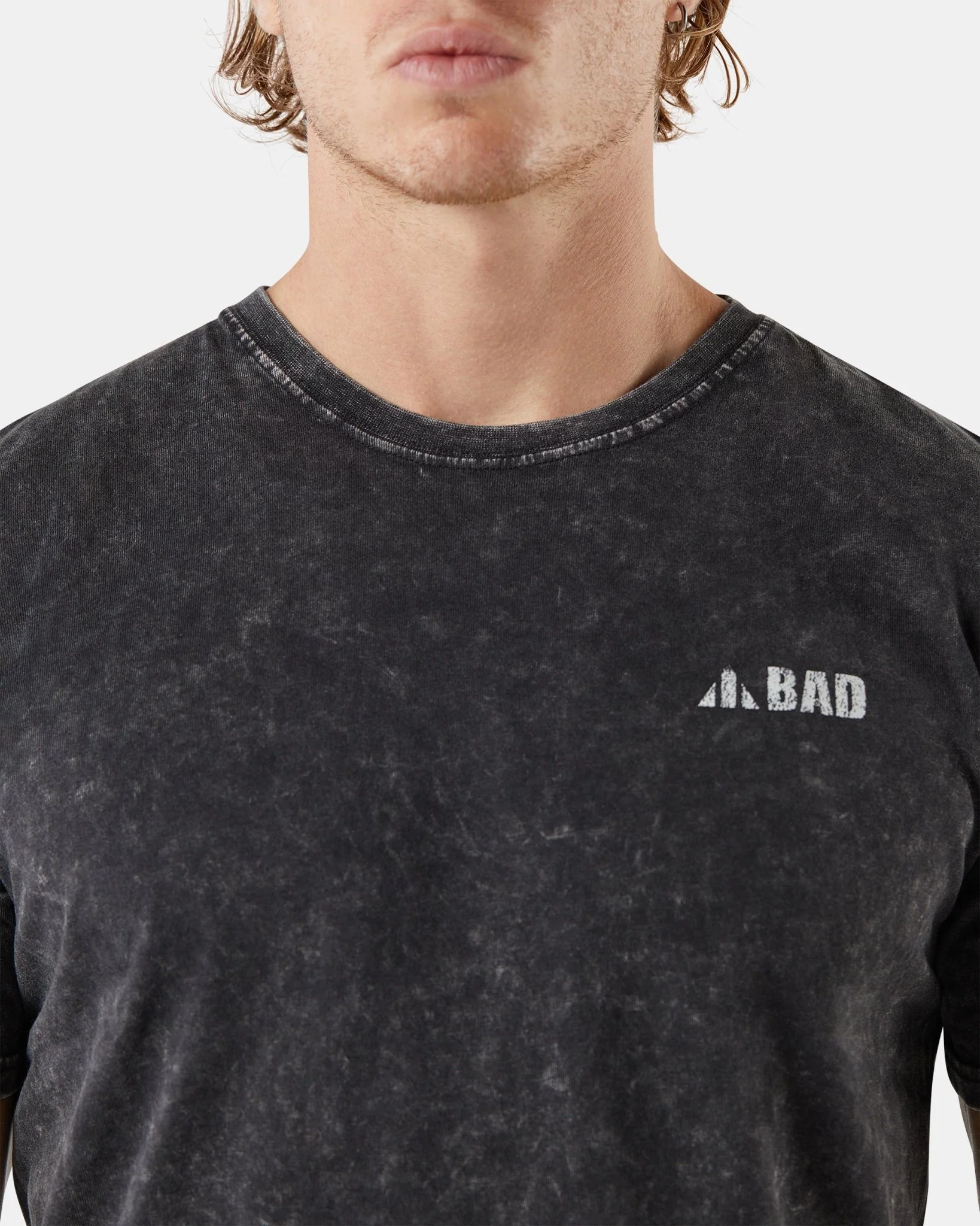BAD TRADEMARK™ ACID WASH S/S T-SHIRT - Image 6