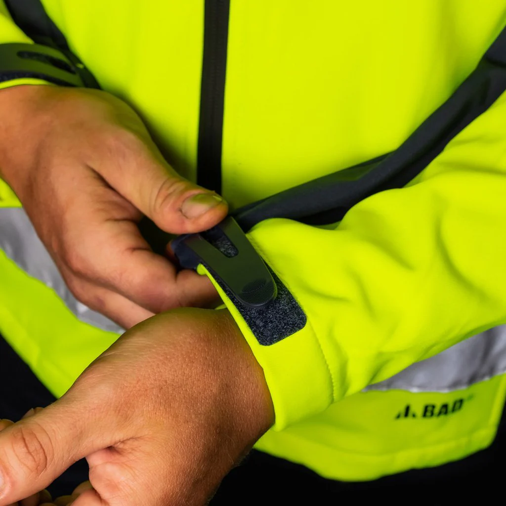 BAD WATERPROOF HI-VIS SOFTSHELL JACKET WITH 3M TAPE - Image 8