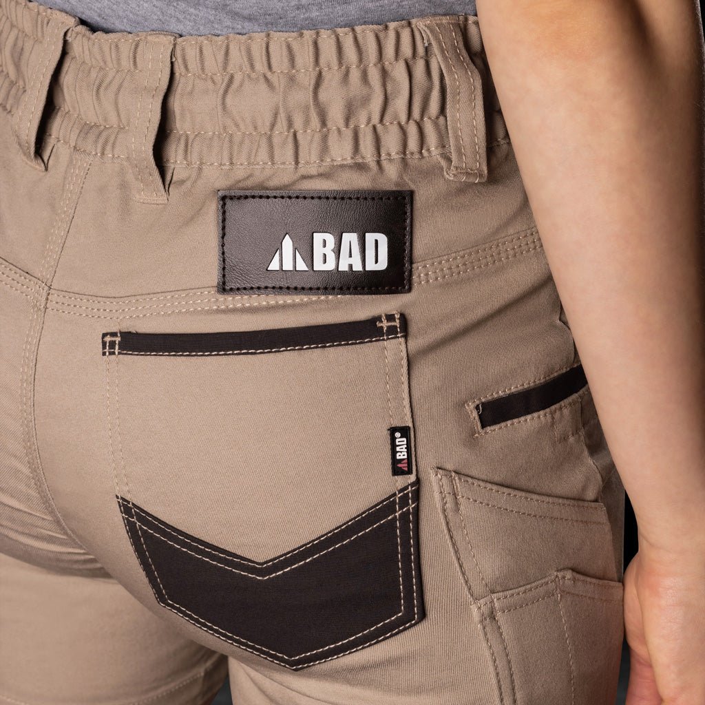 BAD WOMENS SAVIOUR-PRO™ ELASTIC WAIST WORK SHORT SHORTS - Image 4